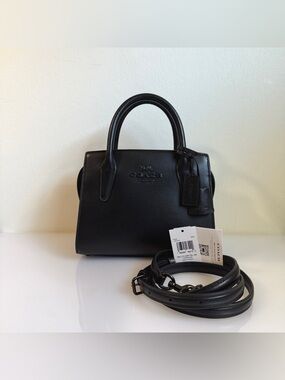 Coach Andrea Carryall Medium/Regular Size Black w/ Tags CP081